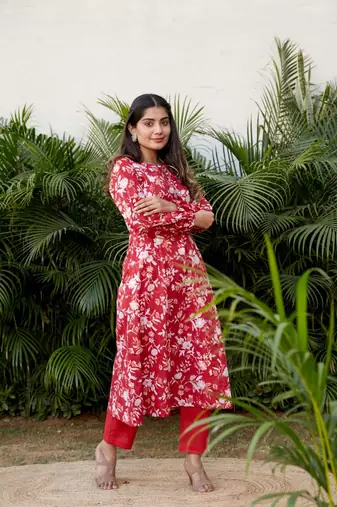 Red cotton floral print a line kurta set - (set of 2)
