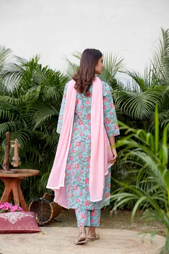 Cotton blue pink floral printed kurta set