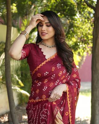  Bandhej Silk With & Zari Weaving Kalash Design Rich Pallu Saree  5