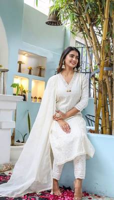 Off-White Chikankari Cotton Kurti with Trendy Pants and Chanderi Dupatta Set 4