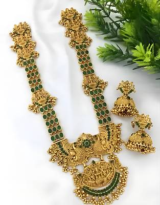 Exquisite Antique Gold Temple Haram Necklace :: and Jhumka Set | South Indian Bridal Collection 1