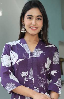 Purple color cotton a-line kurti pant mirror work 3