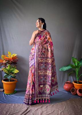 Indiatellme Women Peach Cotton Saree And Printed Work Rich Pallu Saree With Blouse 2