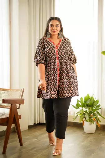 Black block print peplum set