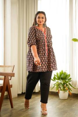 Black block print peplum set 1