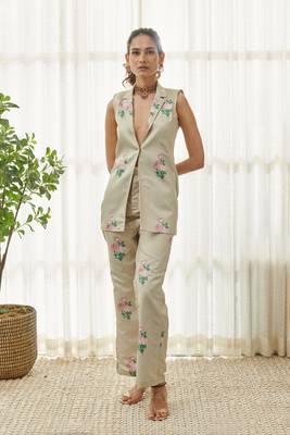 Moss green pantsuit 5