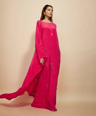 Hot pink embroidered kaftan 3