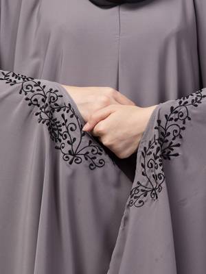Nazneen Light purple Colour Embroidered Iran Kaftan 2