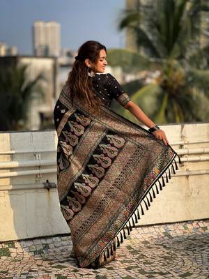 Graceful and ethnic black wevon kashmiri meenakari trendy partywear saree 2