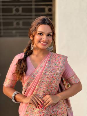 Graceful and ethnic pink wevon kashmiri meenakari trendy partywear saree 2