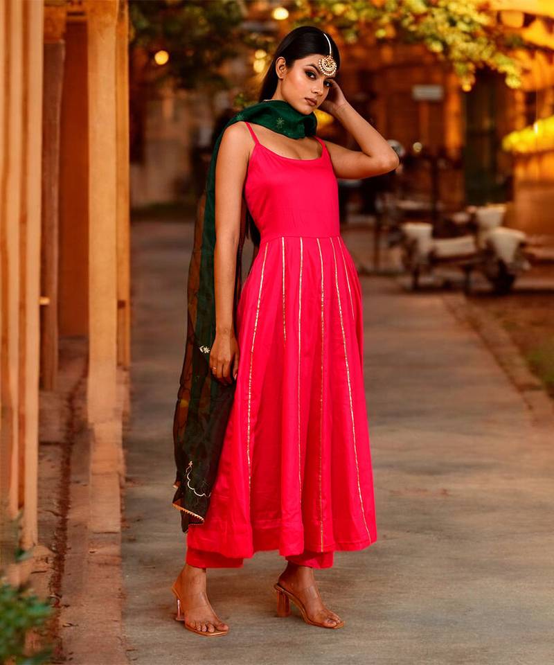 Harshini magenta suit set