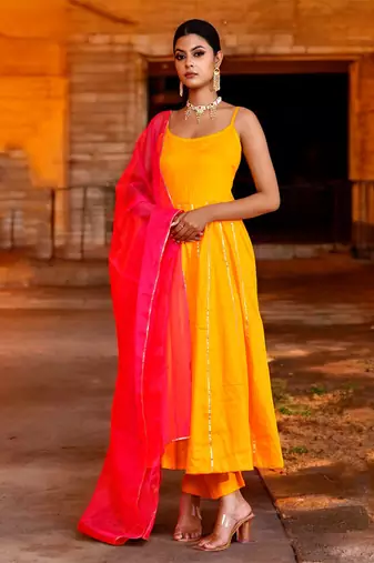 Kasturi yellow suit set