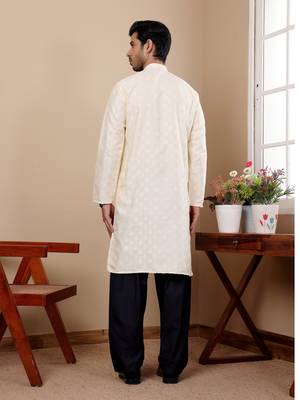 Off white viscosee fabric wevon jacquard work ethnic ceremonial wear kurta 2