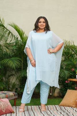Powder blue gold embroidered kaftan set 4