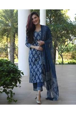 Women's rayon printed designer ethnic blue kurti with pant & dupatta set 2