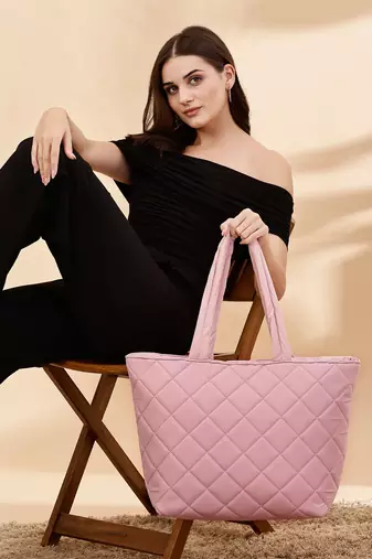 uno baby pink polyester diamond quilted handheld bag