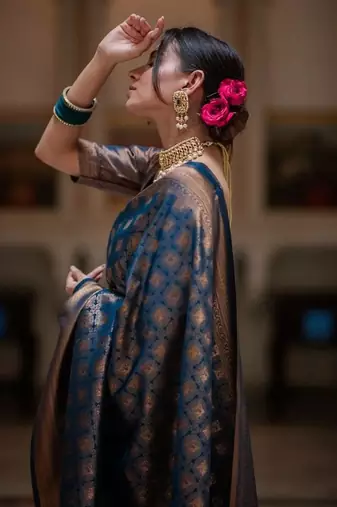 Blue Banarasi Silk blend saree with blouse piece