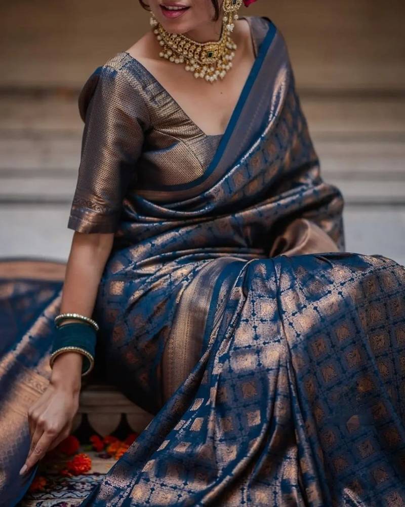 Blue Banarasi Silk blend saree with blouse piece