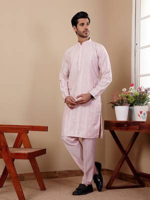 Light pink silk embroidered kurta set 3