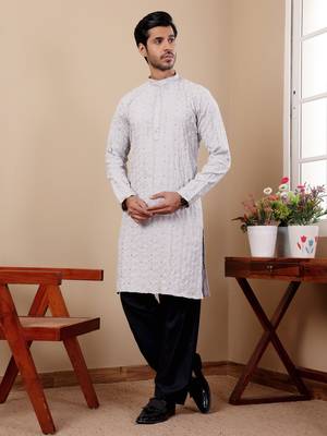 Light grey linen embroidered kurta 3