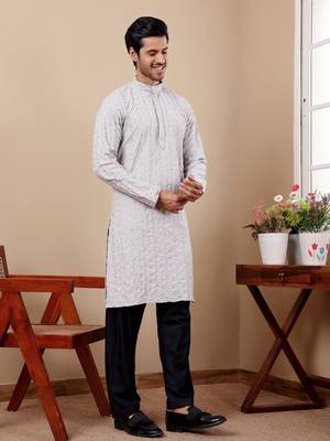 Light grey linen embroidered kurta 4