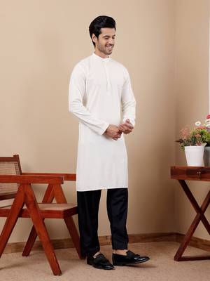 White viscose chikankari work kurta 4