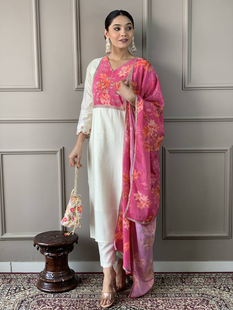 Floral Chanderi Silk Fabric Straight Kurta, Pant and Dupatta Set