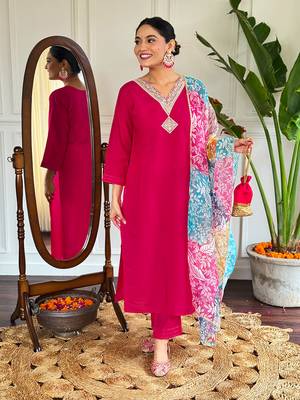 Floral Chanderi Silk Straight Kurta, Pant and Dupatta Set 1