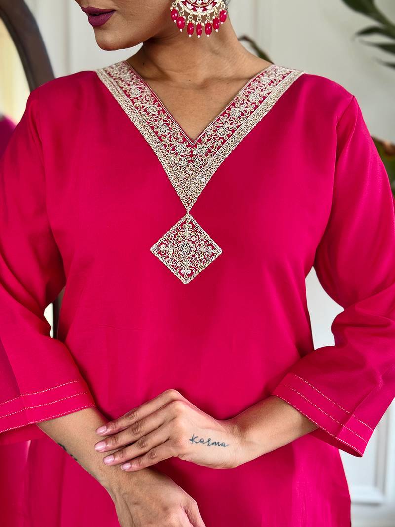 Floral Chanderi Silk Fabric Straight Kurta, Pant and Dupatta Set