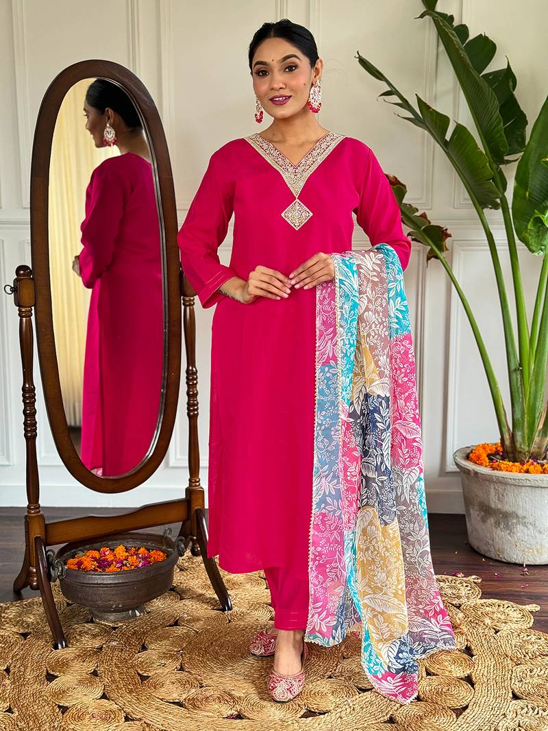 Floral Chanderi Silk Fabric Straight Kurta, Pant and Dupatta Set
