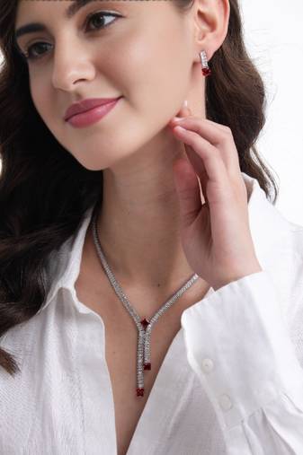 rhodium plated red color crystal ad gemstone-studded jewelry set