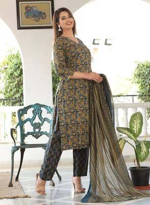 Multi color rayon  embriodery mirror work  straight  kurti pant dupatta  set 4
