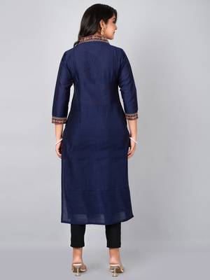  stand coller kurta with embroidery work 3