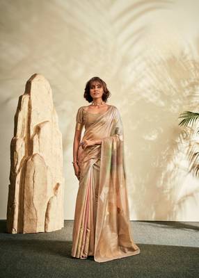 Cream printed handloom khadi silk blend silk blend saree with blouse 1
