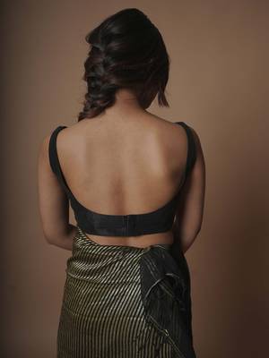 Black Cotton Silk Sleeveless Blouse 2