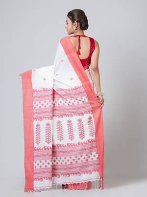 Puku pure cotton white and red border jamdani work saree with running blouse fabric 3