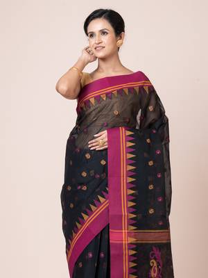 Puku puku pure cotton dhakai  saree with buti work  and temple border without blouse fabric 3