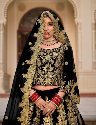 INDIAN WEDDING BRIDAL WEAR BLACK VELVET LEHENGA CHOLI EMBROIDERY WORK 2