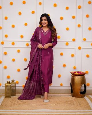 Wine viscose chanderi heavy thread embroidery work with sequins work kurta pant set 1