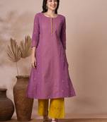 Pocketed a line kurta in cotton dobby fabric with hand embroidery.