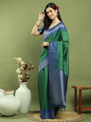 green silk blend zari saree 3