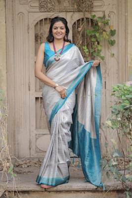 Light-Grey Soft Silk Saree,Jacquard Weaving Border Saree 1