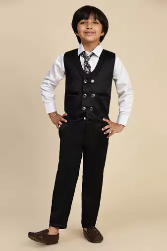 Black 5 piece suit set for boys // western wear