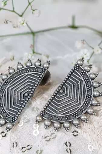 German silver indian stud earrings for women antique silver look cute studs