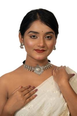 German silver choker set indian handmade chic style choker sleek design for festival 3