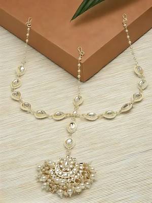 Exquisite pearl and gold bridal headpiece 1