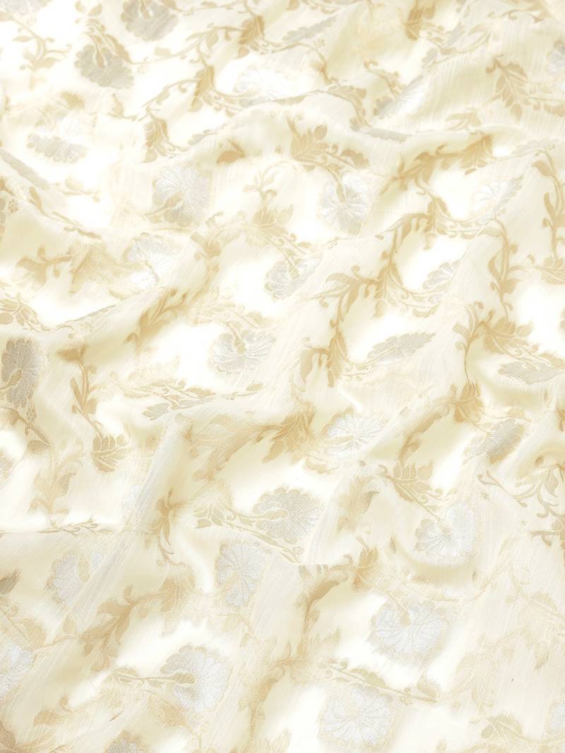 Beige Jacquard Silver & Golden Zari Floral Woven Banarasi Style Tassel Saree With Running Blouse Piece