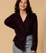 Urban sundari classic fit long-sleeve cotton shimmer shirt with spread collar     solid curved hem