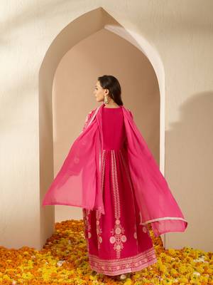 Ziyaa women's pink color chinon fabric flared dress with dupatta 3