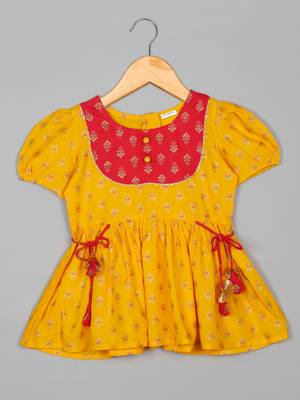 Saka designs girls foil printed yellow jhabla with magenta dhoti ensemble 2